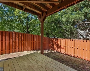 21957 Golden Spike Terrace - Photo Thumbnail 24