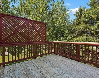 21957 Golden Spike Terrace - Photo Thumbnail 12