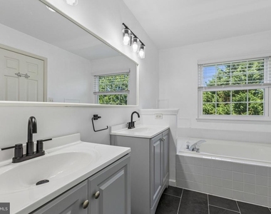 21957 Golden Spike Terrace - Photo Thumbnail 22