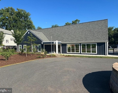 4002 Summer Hollow Court - Photo Thumbnail 39