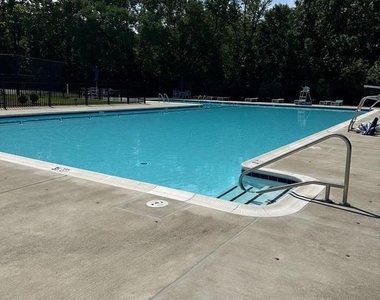 4002 Summer Hollow Court - Photo Thumbnail 50