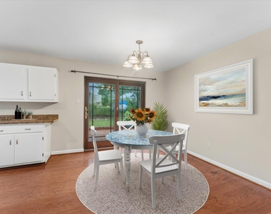 6210 Dana Avenue - Photo Thumbnail 9