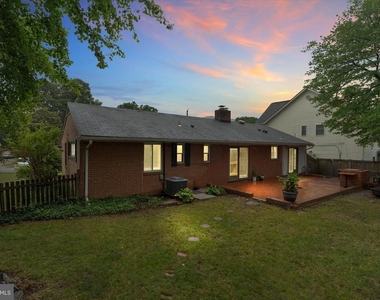 6210 Dana Avenue - Photo Thumbnail 40