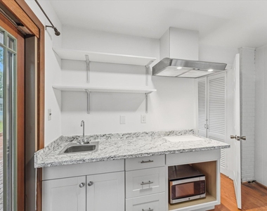 6210 Dana Avenue - Photo Thumbnail 17