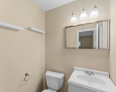 6210 Dana Avenue - Photo Thumbnail 27