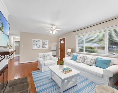 6210 Dana Avenue - Photo Thumbnail 3