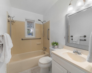 6210 Dana Avenue - Photo Thumbnail 22