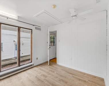 6210 Dana Avenue - Photo Thumbnail 19