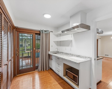 6210 Dana Avenue - Photo Thumbnail 16