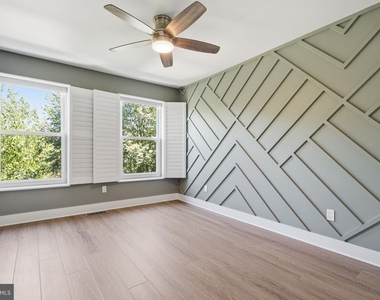 12087 Edgemere Circle - Photo Thumbnail 21