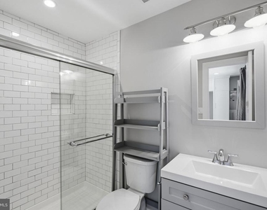 12087 Edgemere Circle - Photo Thumbnail 23