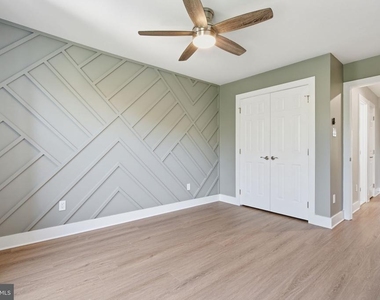 12087 Edgemere Circle - Photo Thumbnail 22