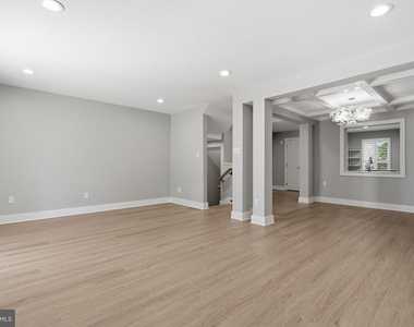 12087 Edgemere Circle - Photo Thumbnail 11