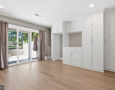 12087 Edgemere Circle - Photo Thumbnail 25