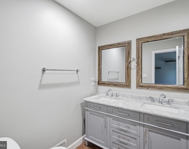 12087 Edgemere Circle - Photo Thumbnail 19