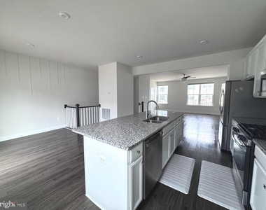 118 Twinleaf Way - Photo Thumbnail 3