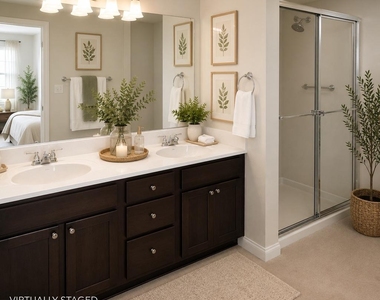 1303 Wilcox Avenue - Photo Thumbnail 7