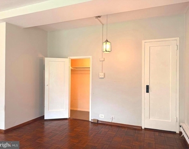 3211 Ravensworth Place - Photo Thumbnail 8