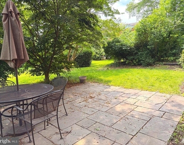 3211 Ravensworth Place - Photo Thumbnail 23