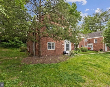 1024 Valley Drive - Photo Thumbnail 27