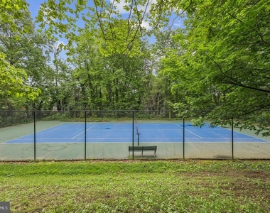 1024 Valley Drive - Photo Thumbnail 25