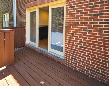 1119 Stuart Street - Photo Thumbnail 11