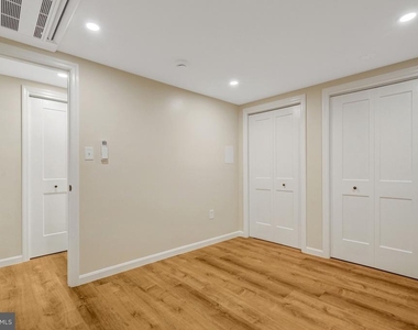 110 Wise St S - Photo Thumbnail 18