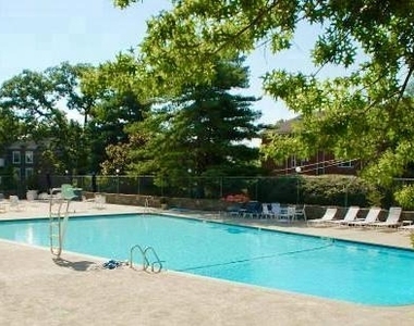 1200 N Nash Street - Photo Thumbnail 11