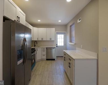 1926 S Lambert Street - Photo Thumbnail 8