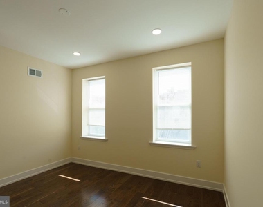 1926 S Lambert Street - Photo Thumbnail 22