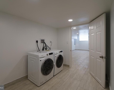 1926 S Lambert Street - Photo Thumbnail 26