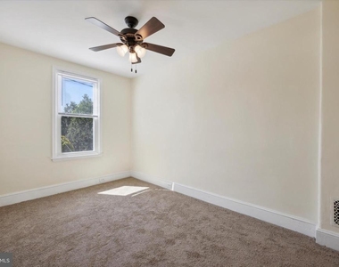 467 Ripka Street - Photo Thumbnail 10