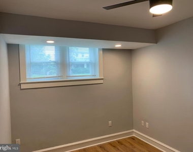 625- 633 E Vernon Road - Photo Thumbnail 9