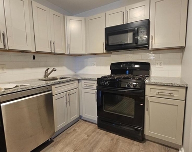 2833 Norcross Lane - Photo Thumbnail 10