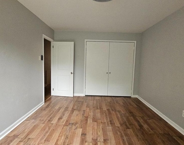 2833 Norcross Lane - Photo Thumbnail 17