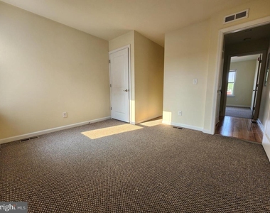 415 N 41st Street - Photo Thumbnail 14