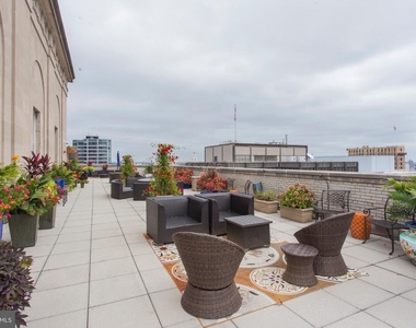 1600 Arch Street - Photo Thumbnail 1