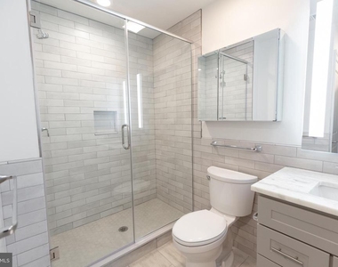 1411-1 Walnut Street - Photo Thumbnail 20