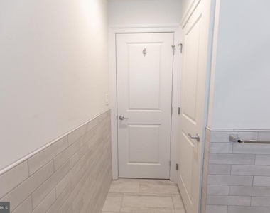 1411-1 Walnut Street - Photo Thumbnail 23