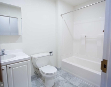 1600-2 Walnut Street - Photo Thumbnail 15