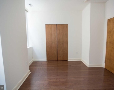 1600-2 Walnut Street - Photo Thumbnail 20