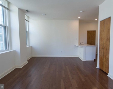 1600-2 Walnut Street - Photo Thumbnail 5