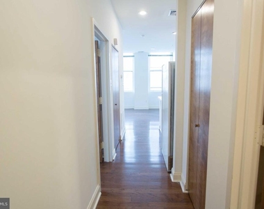 1600-2 Walnut Street - Photo Thumbnail 12