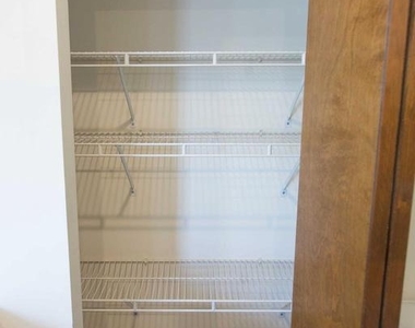 1600-2 Walnut Street - Photo Thumbnail 9