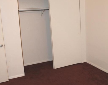 167 Parker Avenue - Photo Thumbnail 11