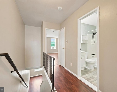 4815 Fairmount Avenue - Photo Thumbnail 9