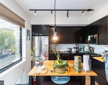 2228 Frankford Avenue - Photo Thumbnail 5