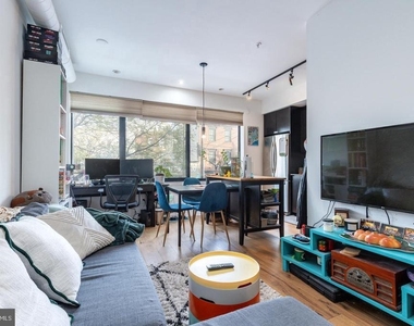 2228 Frankford Avenue - Photo Thumbnail 4