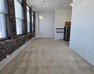 4368 Cresson Street - Photo Thumbnail 7