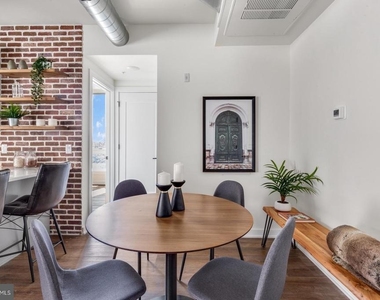 2401 Frankford Avenue - Photo Thumbnail 2